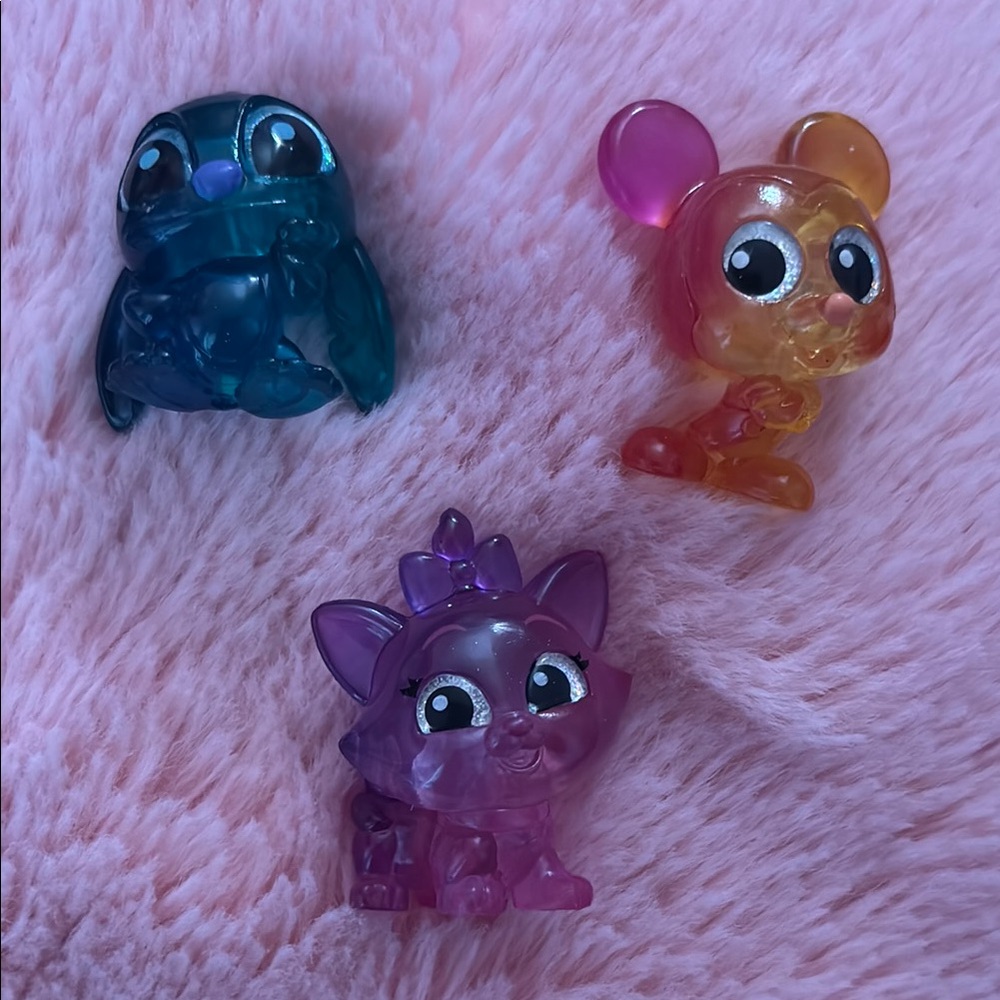 Set of 3 disney doorables